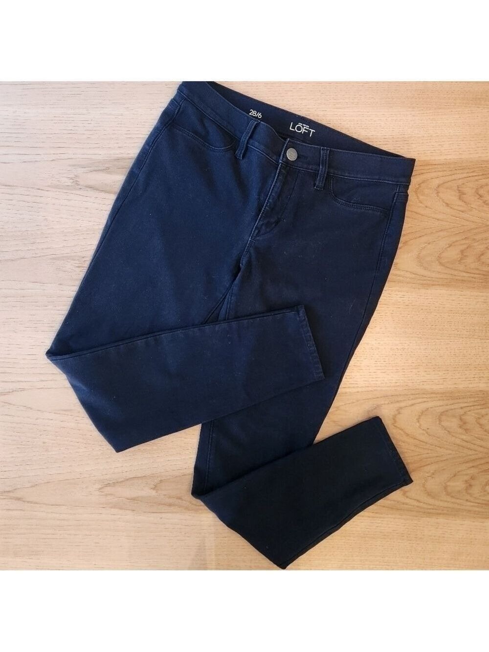ANN TAYLOR LOFT BLACK DENIM MID RISE JEGGING - EUC - SIZE 28 / 6